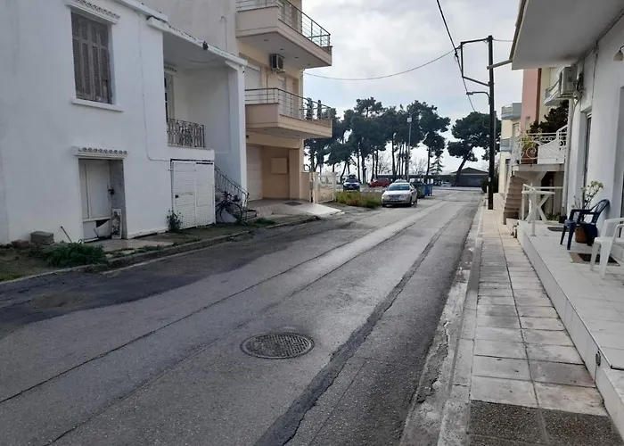 Xronis Nea Michaniona