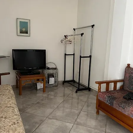 Xronis Apartament Nea Michaniona