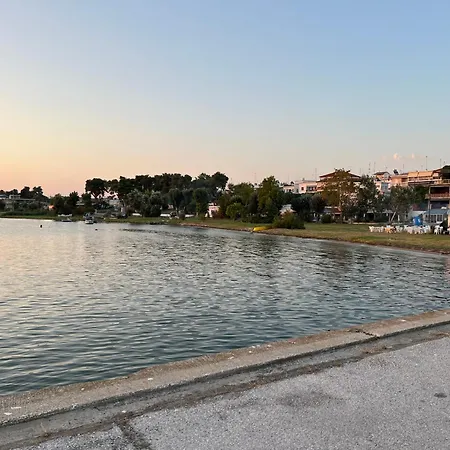 Apartman Xronis Néa Mihanióna